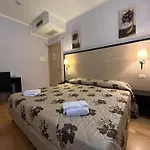 Hotel Clore &