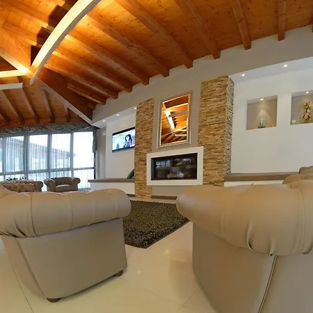 Clore & Hotel 3*