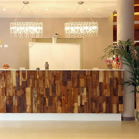 Hotel Clore &